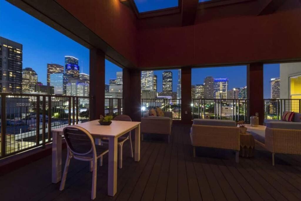 Luxury Apartment Close To Everything W Free Parking 5 Houston Exteriör bild