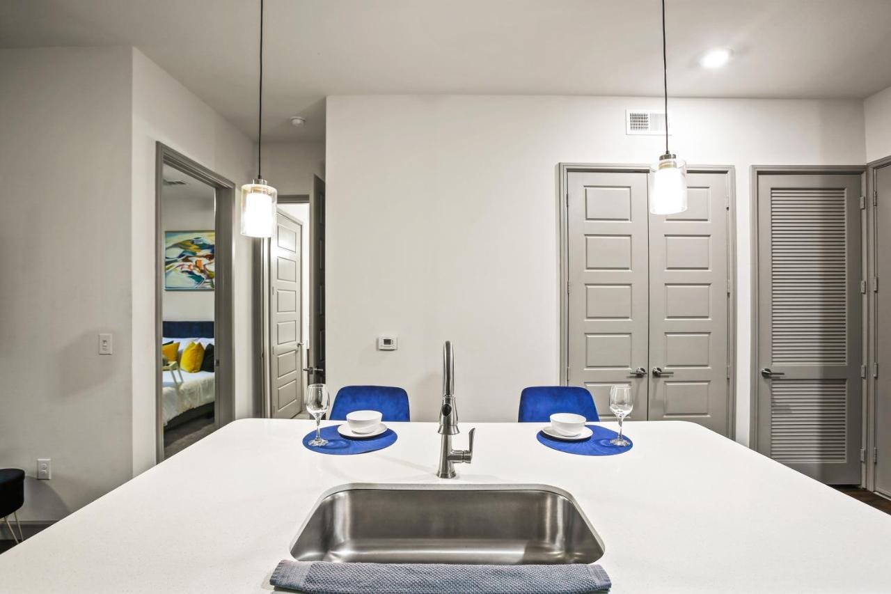 Luxury Apartment Close To Everything W Free Parking 5 Houston Exteriör bild