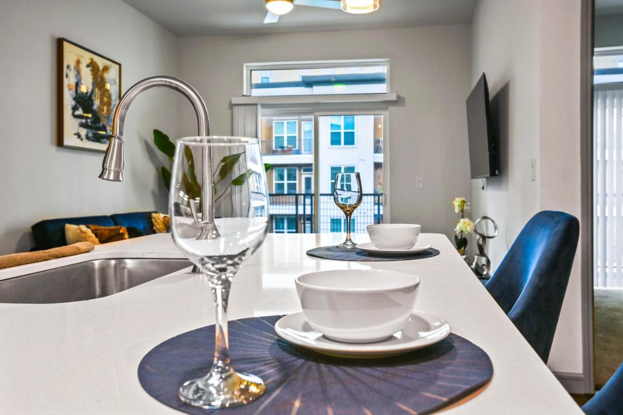 Luxury Apartment Close To Everything W Free Parking 5 Houston Exteriör bild